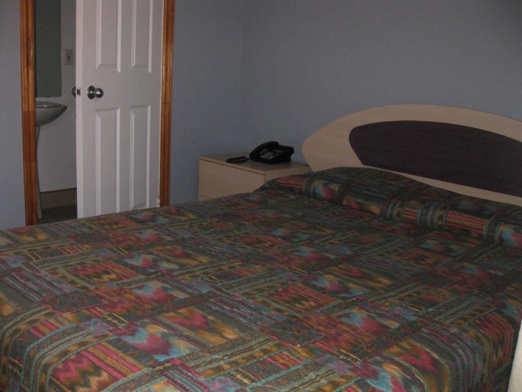 Le Saint Alex Motel Ruang foto